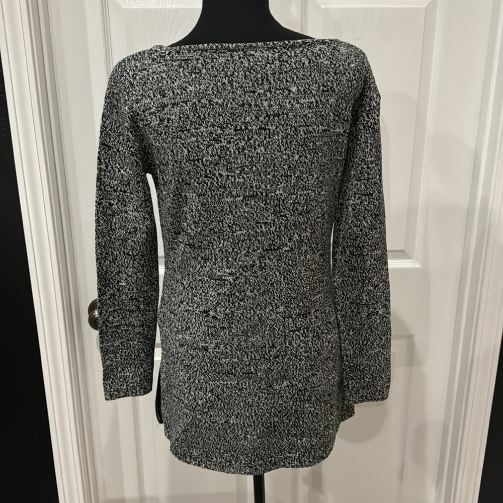 Sweater - Picture 2 of 3